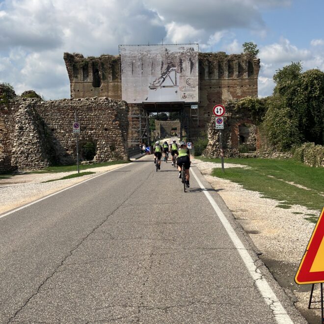 B2BEE024-973E-45F2-AE97-A77A4076ABFF